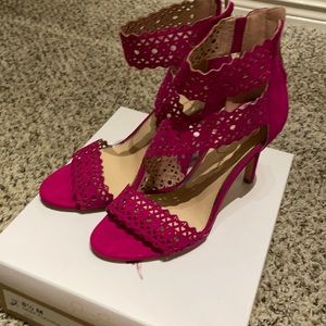 New never worn Jessica Simpson open toed heels